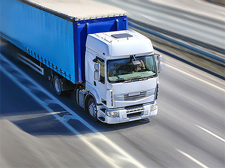 PG电子入口车辆展示五